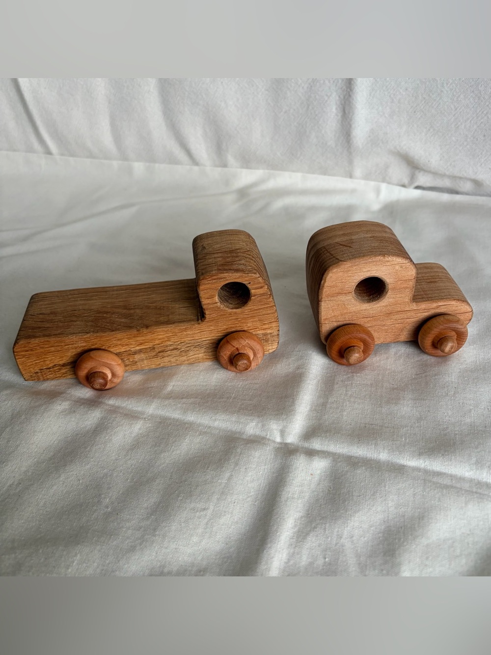 Vintage Style Wood Car Toys/ Nursery Decor set of 2 - Picture 4 of 7
